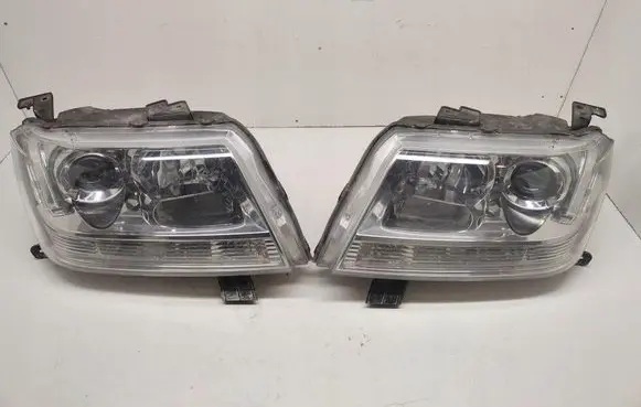 Suzuki Grand Vitara II Headlight/headlamp 100-59079