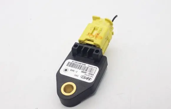 KIA Ceed Airbag deployment crash/impact sensor 95920A6000