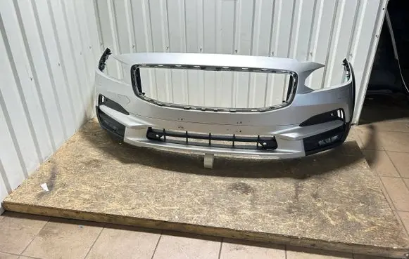 Volvo V90 Cross Country Front bumper 31383226 28996 39845334