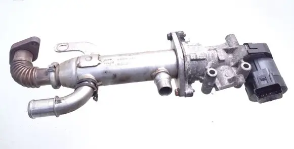 Ford Focus EGR valve cooler 8653691 993062H 9645689880