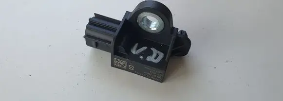 Nissan Qashqai Airbag deployment crash/impact sensor