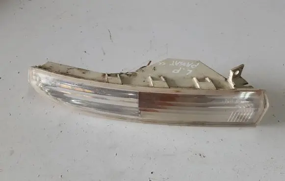 Volkswagen PASSAT CC Front indicator light 3C8953041