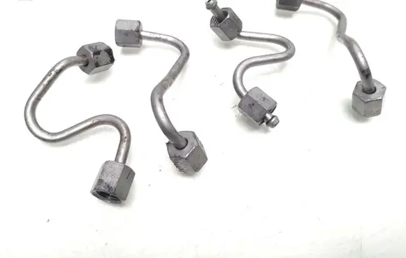 Mercedes-Benz A W176 Fuel injector supply line/pipe 