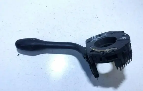 Volkswagen Golf III Indicator stalk dotsaeqb91
