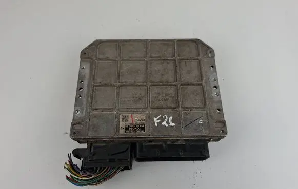Toyota Yaris Engine control unit/module 896610D310