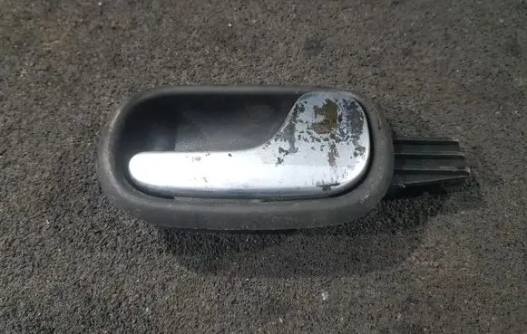 Audi A4 S4 B5 8D Rear door interior handle 8d0839020