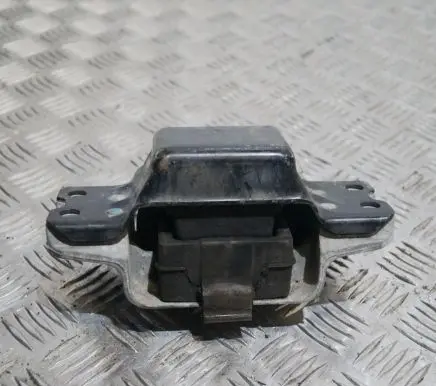 Volkswagen Touran I Engine mount bracket 1K0199555L