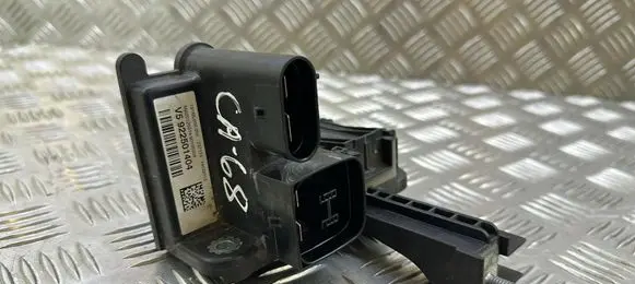 BMW 1 F20 F21 Current control relay 922501404