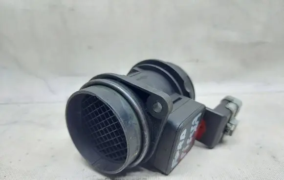Peugeot 206 Mass air flow meter 5WK9631 13124533 9642212180