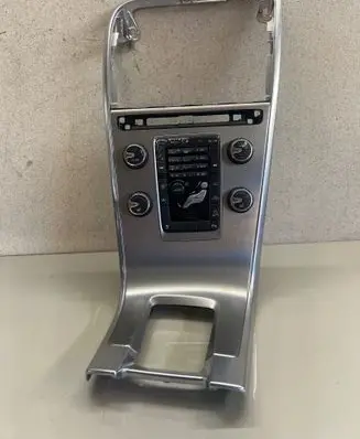 Volvo XC60 Radio/GPS head unit trim 31351388