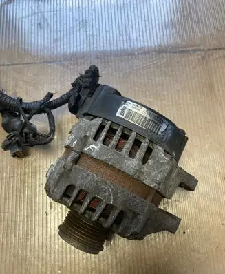 KIA Sportage Generator/alternator 373002F100 2606259