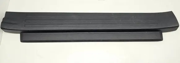 Toyota Land Cruiser (J150) Front sill trim cover 6791035010 6791035011