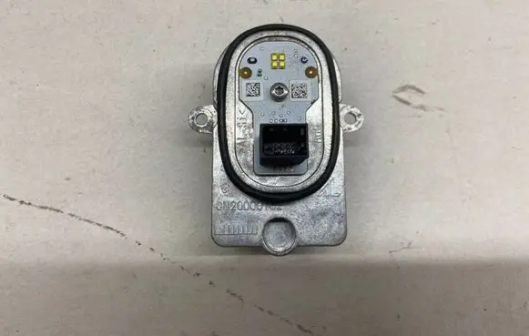 Volkswagen Tiguan LED ballast control module CN20000162
