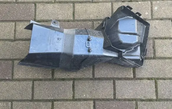 Citroen Berlingo Intercooler air guide/duct channel 9816871780