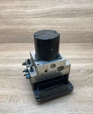 BMW 7 F01 F02 F03 F04 ABS Pump 6791173 6791175