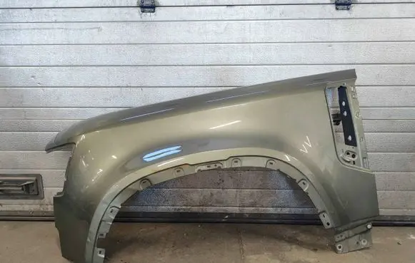 Land Rover Defender Fender LR131387