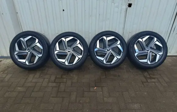 Hyundai Tucson IV NX4 R19 alloy rim 52910N7320