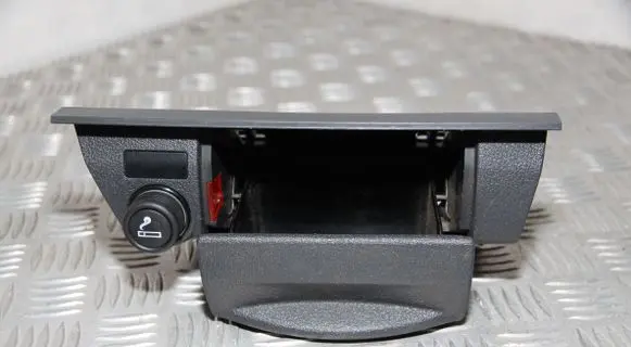 Volkswagen Caddy Ashtray (front) 2K2857961