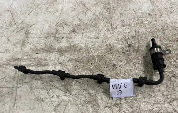 Brake vacuum hose/pipe