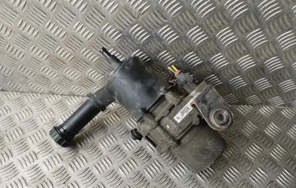 Citroen C4 I Power steering pump 9680989480 A5097515