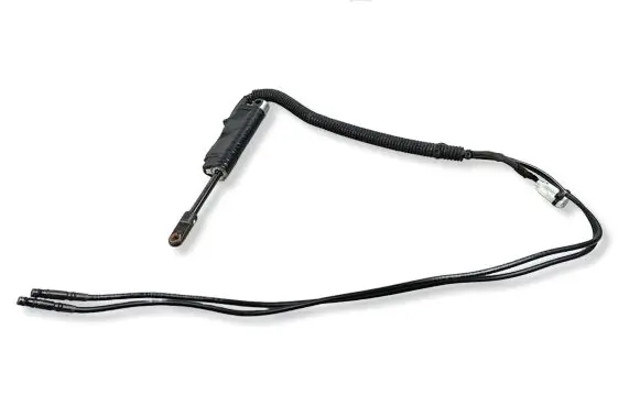 Nissan 370Z Convertible roof line/pipe/hose 