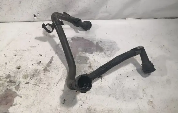 Opel Insignia A Engine coolant pipe/hose 55566096
