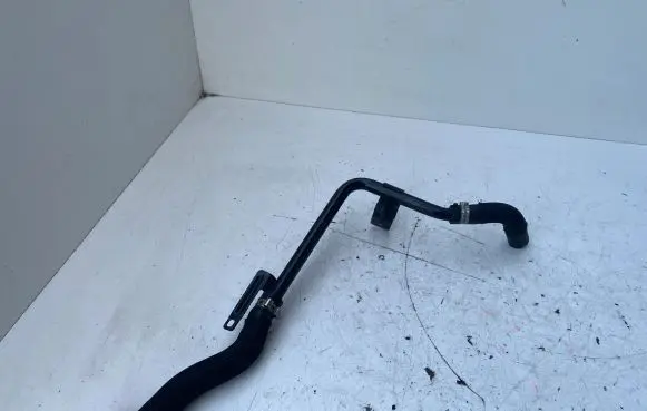 Opel Insignia A Engine coolant pipe/hose