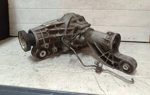 Mercedes-Benz ML W164 Rear differential A1643302102