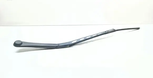 BMW 5 E60 E61 Front wiper blade arm