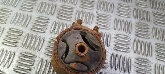 Mazda MX-3 Engine mount bracket b455