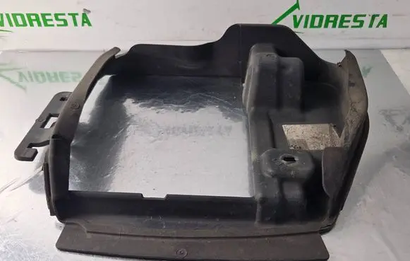 Peugeot 308 Intercooler air channel guide 9677363980