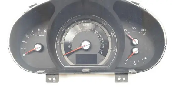 KIA Sportage Speedometer (instrument cluster) 940013U195