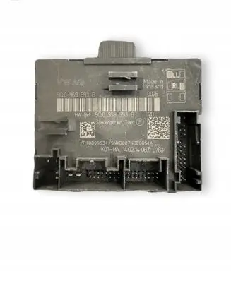 Audi A3 S3 8V Door control unit/module 5Q0959593B
