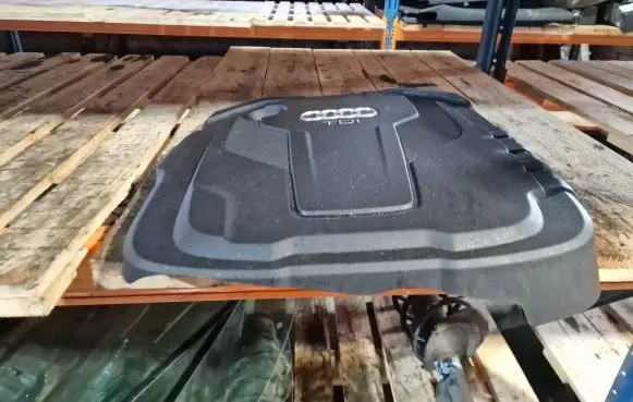 Audi A6 S6 C7 4G Engine cover (trim)