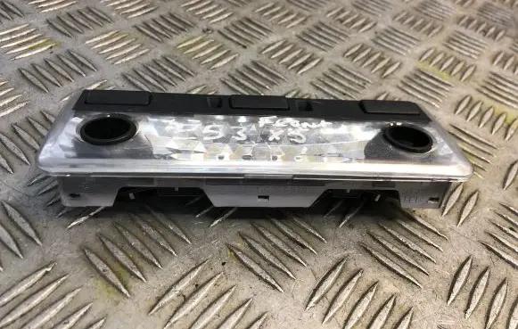 BMW X5 E53 Front seat light 6364929