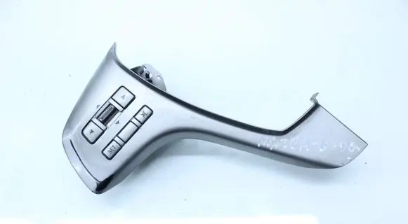 Steering wheel buttons/switches