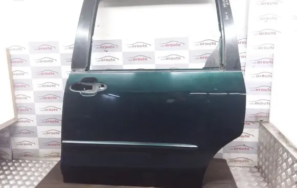 Mazda MPV Side sliding door 