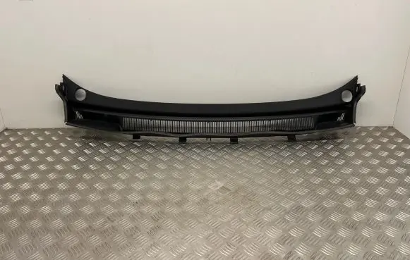 Wiper trim