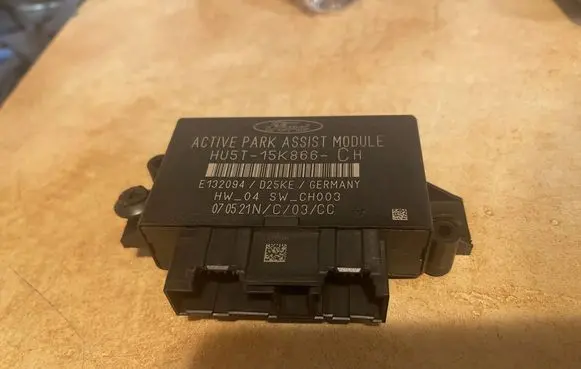 Ford Puma Parking PDC control unit/module HU5T15K866CH