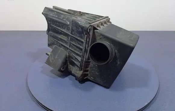Skoda Fabia Mk2 (5J) Air filter box 6Y0129607D