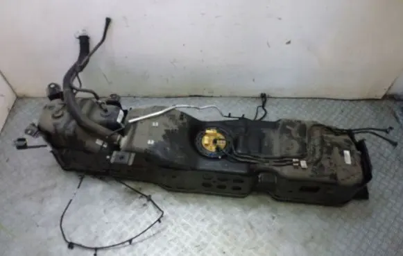 Jeep Wrangler AdBlue liquid reservoir 