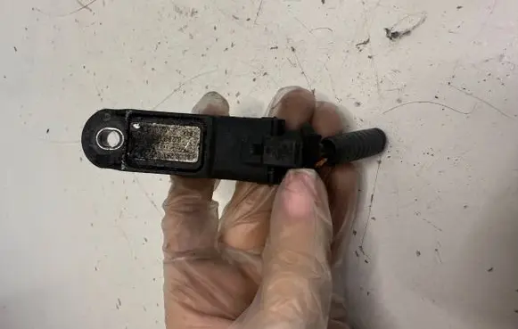 Nissan Note (E11) Air pressure sensor 8200168253 0281002566
