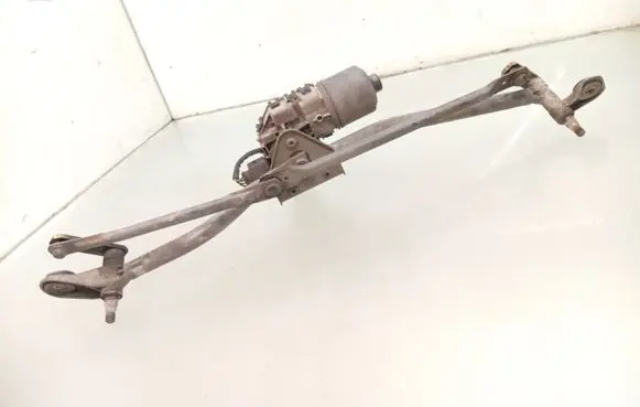 Audi A4 S4 B7 8E 8H Front wiper linkage and motor 8E1955119 0390241509 0411273