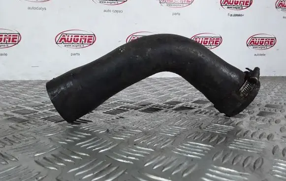 Peugeot 407 Engine coolant pipe/hose 8200033682
