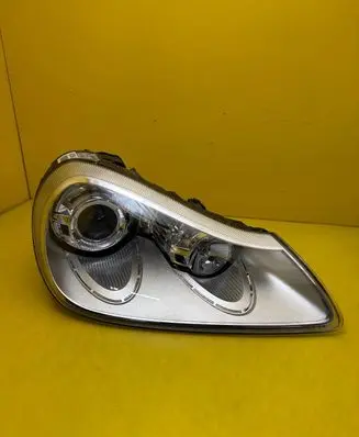 Porsche Cayenne (9PA) Headlight/headlamp 7L5941032A