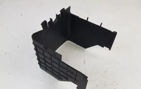 Volkswagen PASSAT B6 Battery box tray 1K0915335C