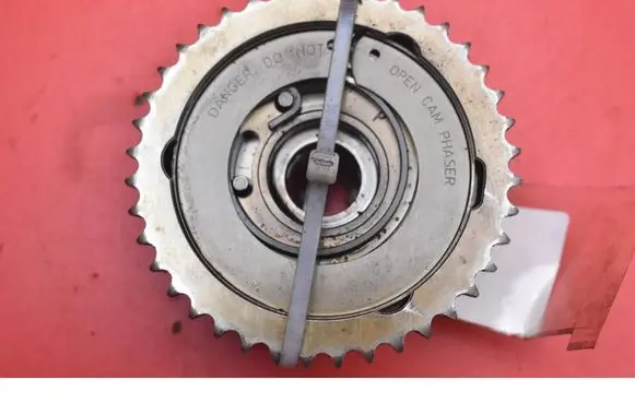 Opel Meriva B Crankshaft pulley 55562222