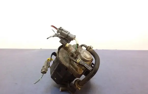 Honda CR-V Fuel filter housing 16900R06