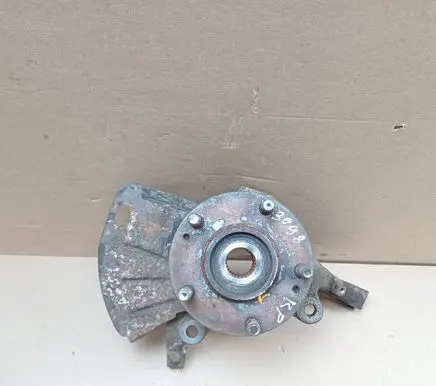 Hyundai i40 Front wheel hub 