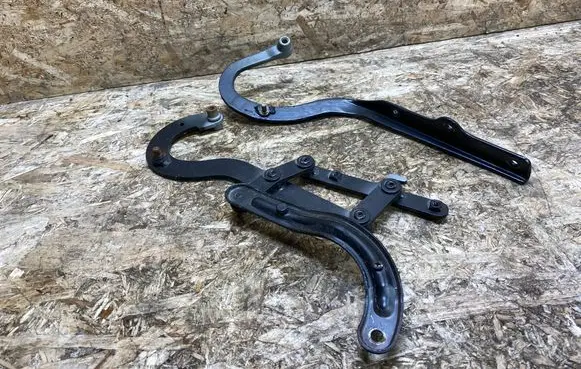 Mercedes-Benz SL R129 Tailgate/trunk/boot hinge 